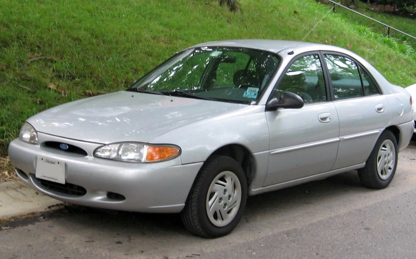 1997-2002 Ford Escort / USA