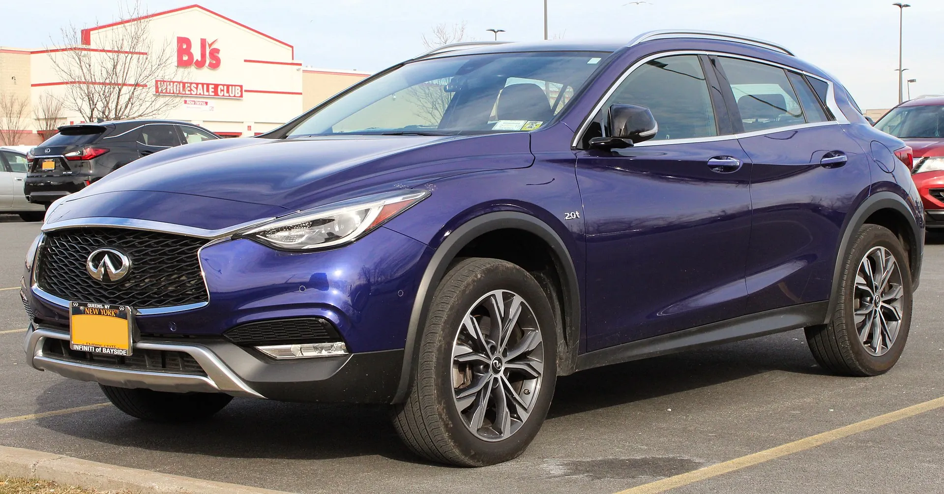 QX30