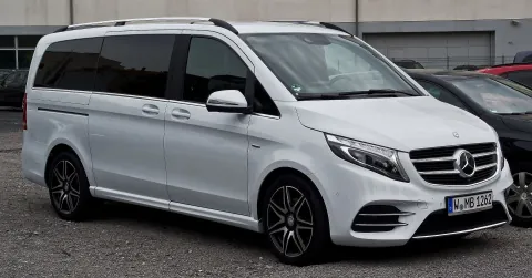 Mercedes-Benz V 250 d Exclusive AMG Line Lang (V 447) / Vito = Viano = V-Class