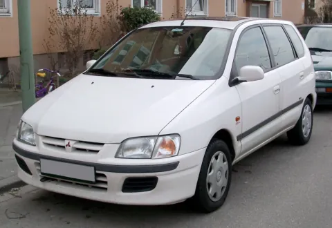 Mitsubishi Space Star (pre-facelift)