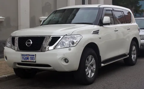 Nissan Safari
