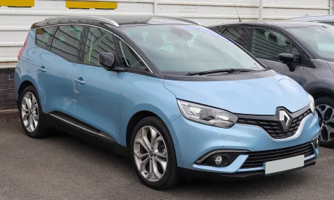 2019 Renault Grand Scenic Iconic TCE 1.3 / Leamington Spa