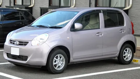 Daihatsu Boon Generation 2 (M600, Japan) alias Toyota Passo