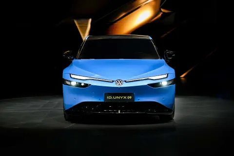 Volkswagen ID. Unyx 09