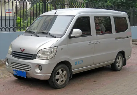 2013 Wuling New Sunshine / Xigong District, Luoyang, Henan province, China