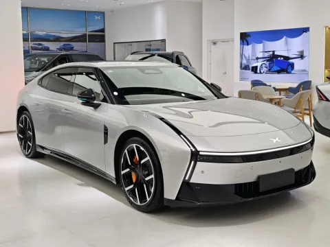 XPENG P7